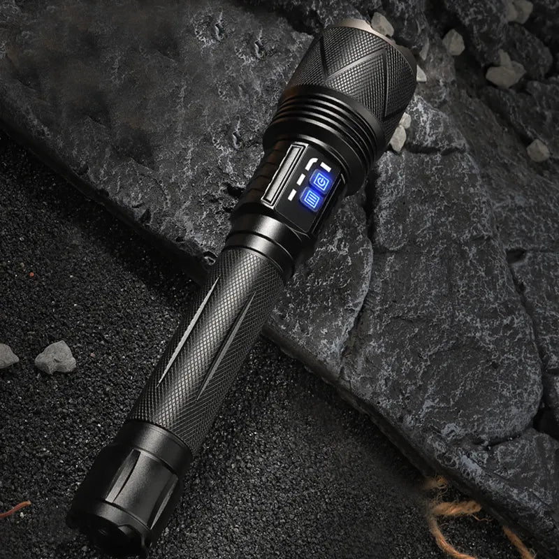 Linterna LED - LuminaCore